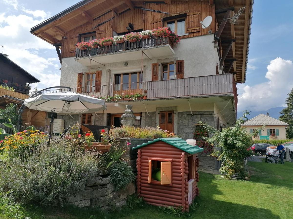 Chalet Mont-Blanc Комблу Экстерьер фото